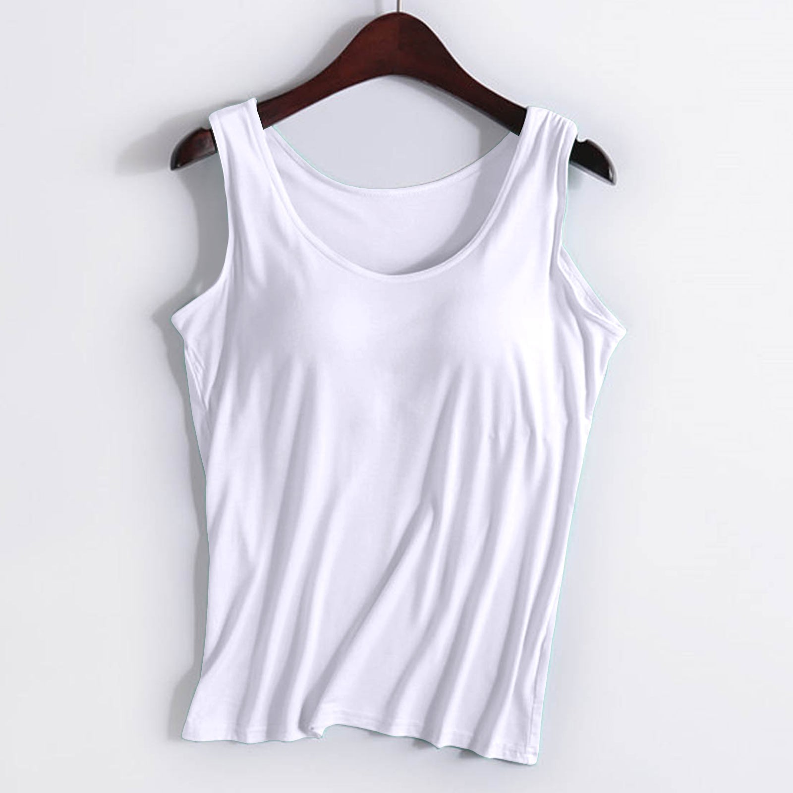 thumbnail image 2 of Camiseta sin mangas con tirantes y relleno en el pecho, sin aros, para yoga y deporte - Poliéster, diseño acanalado, adecuada para ocasiones deportivas informales., 2 of 4